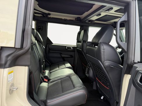 New 2026 Ford Bronco Raptor AWD/4WD image 18