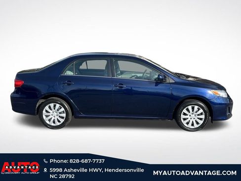 Used 2013 Toyota Corolla LE image 2