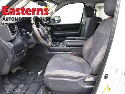 Used 2022 Toyota Tundra SR AWD/4WD image 13