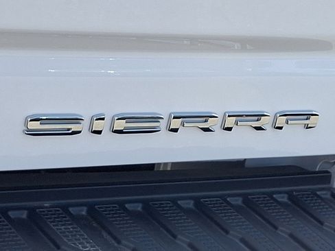 Used 2025 GMC Sierra 3500 Denali image 32