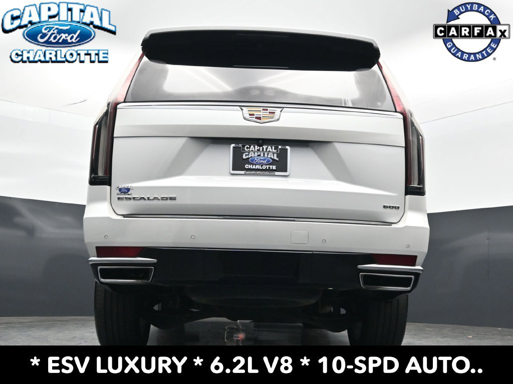 Used 2022 Cadillac Escalade ESV Luxury w/ LPO, Floor Liner Package AWD/4WD image 23