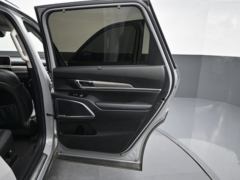 Used 2022 Kia Telluride SX w/ SX Prestige Package AWD/4WD image 27