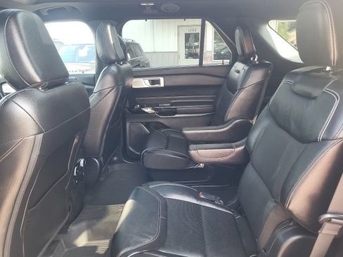 Used 2024 Ford Explorer ST w/ Technology Package AWD/4WD image 15