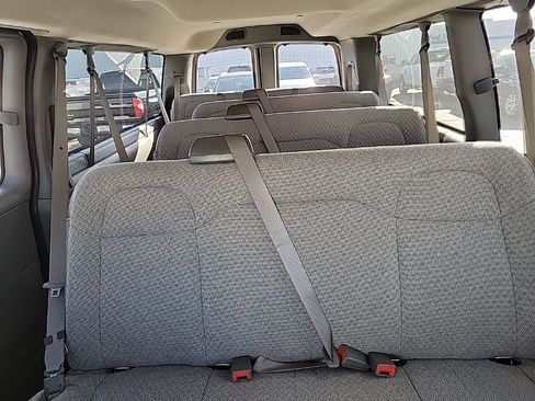 New 2025 GMC Savana 3500 LT w/ LT Preferred Equipment Group RWD image 18