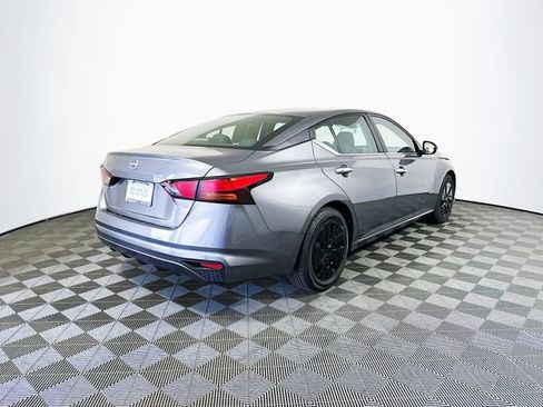 Used 2024 Nissan Altima 2.5 S image 8