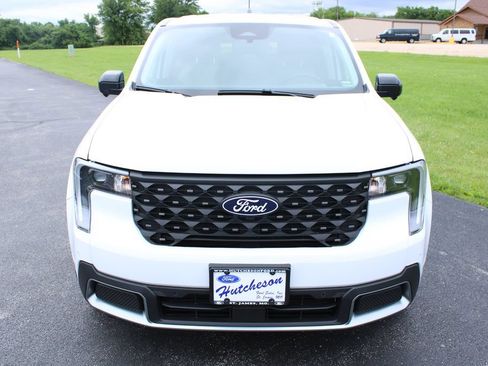 Used 2025 Ford Maverick Lariat w/ 4K Tow Package AWD/4WD image 2
