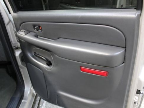 Used 2006 Chevrolet Silverado 2500 LT w/ Onstar Plus Package image 24