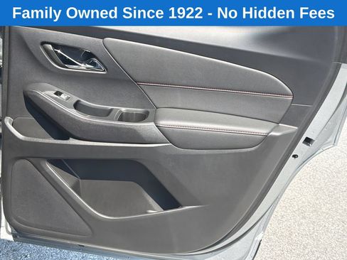 Used 2023 Chevrolet Traverse RS w/ LPO, Cargo Package FWD image 16