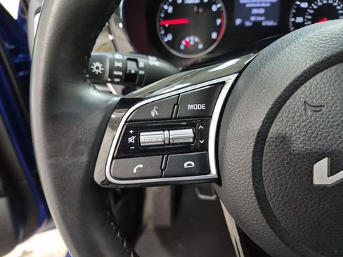 Certified 2022 Kia Seltos EX AWD/4WD image 16