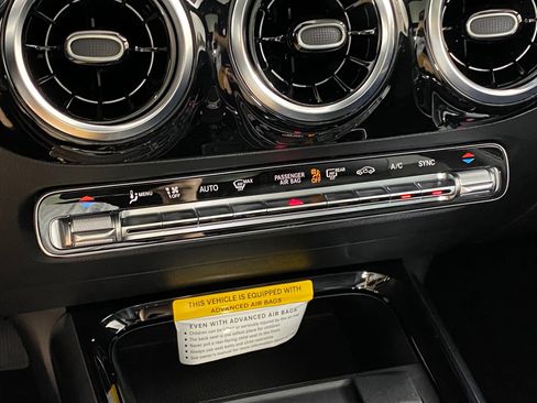 Used 2026 Mercedes-Benz GLA 250 4MATIC image 26