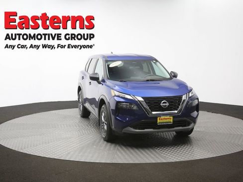 Used 2023 Nissan Rogue S AWD/4WD image 52
