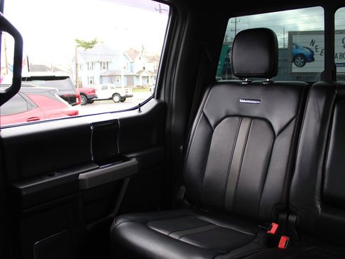 Used 2021 Ford F250 Platinum image 12