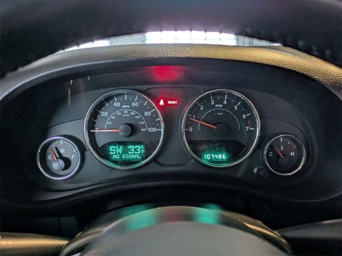 Used 2014 Jeep Wrangler Sport w/ Quick Order Package 23S image 11