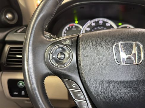 Used 2015 Honda Accord EX-L image 27