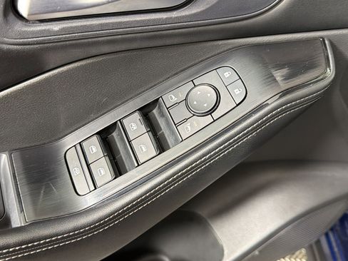 Used 2024 Nissan Rogue SV FWD image 20