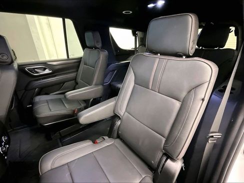 Used 2024 Chevrolet Tahoe RST w/ RST Performance Edition AWD/4WD image 22
