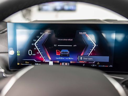 Used 2024 BMW 330i xDrive 330i xDrive w/ Premium Package image 24