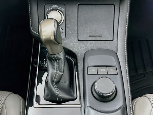 Used 2016 Lexus ES 350 FWD image 23