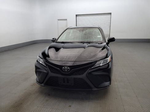 Used 2019 Toyota Camry SE image 15