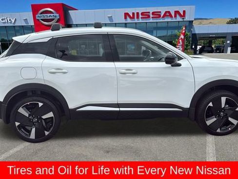 New 2026 Nissan Kicks SR w/ Cold Weather Package image 2