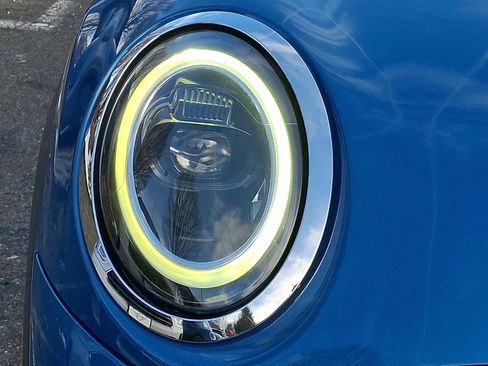 Certified 2023 MINI Cooper S image 7