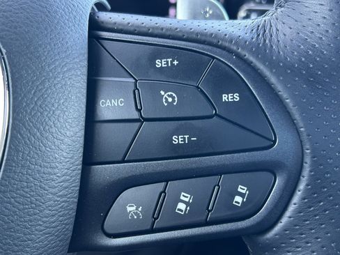 Used 2022 Dodge Durango GT image 22