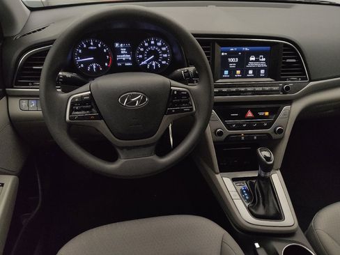 Used 2018 Hyundai Elantra SEL FWD image 22