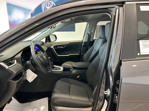 New 2025 Toyota RAV4 XLE image 13
