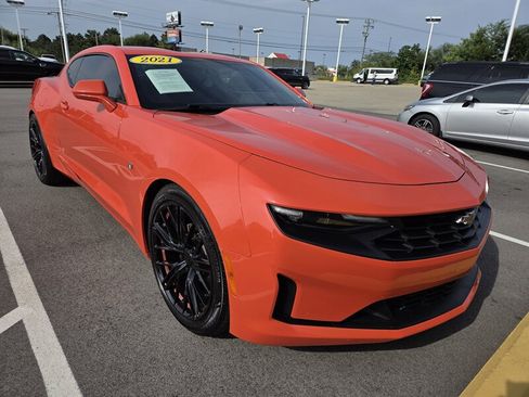 Used 2021 Chevrolet Camaro LT RWD image 1