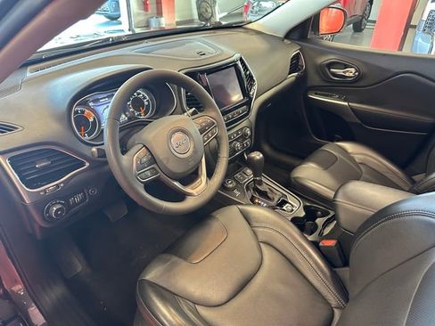 Used 2022 Jeep Cherokee Limited AWD/4WD image 11