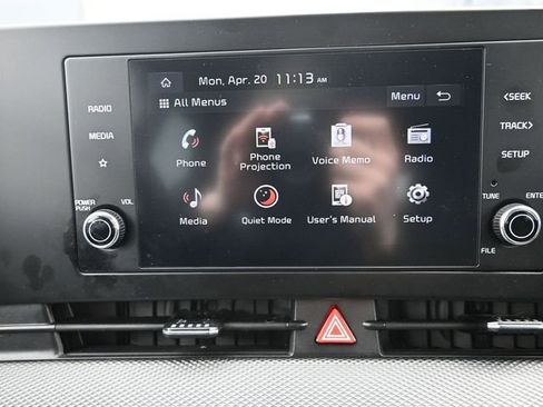 Used 2025 Kia Sportage LX image 19