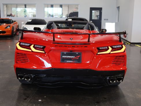 Used 2023 Chevrolet Corvette Stingray Preferred Conv w/ Z51 Performance Package RWD image 7