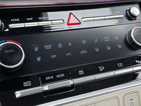 Used 2025 Hyundai Santa Fe Calligraphy AWD/4WD image 29