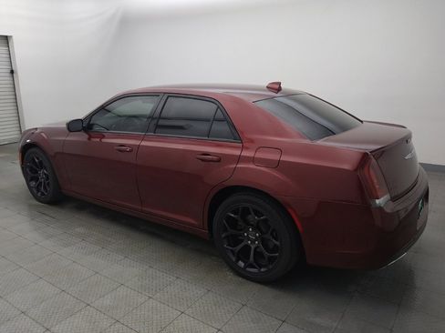 Used 2019 Chrysler 300 Touring w/ Sport Appearance Package image 3