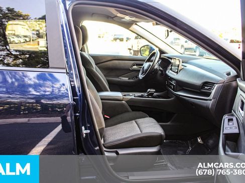 Used 2025 Nissan Rogue SV FWD image 20