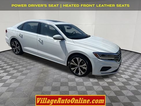 Used 2022 Volkswagen Passat 2.0T SE FWD image 5
