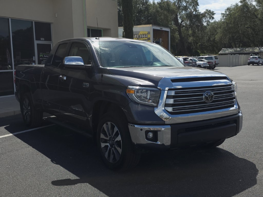 Used 2019 Toyota Tundra Limited w/ Limited Premium Package AWD/4WD image 3