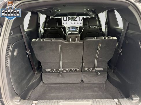 Used 2025 Chrysler Pacifica Select FWD image 17