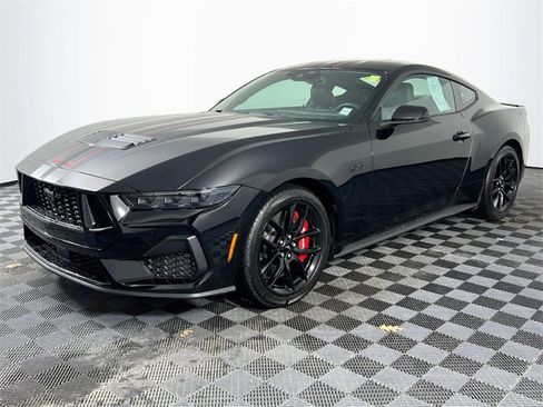 Used 2025 Ford Mustang GT Premium image 2