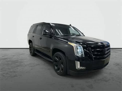 Used 2020 Cadillac Escalade Luxury image 6