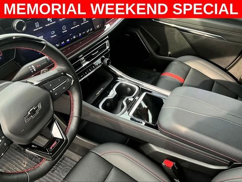 Used 2024 Chevrolet Traverse RS AWD/4WD image 20