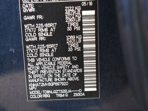 Used 2016 Nissan Rogue SV image 33