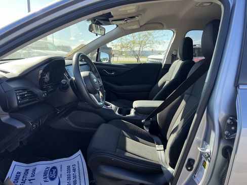 Used 2024 Subaru Outback Premium image 18