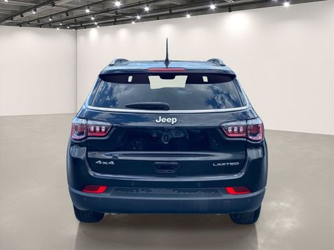 Used 2025 Jeep Compass Limited AWD/4WD image 6
