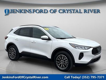 New 2026 Ford Escape SE w/ Class II Trailer Tow Package