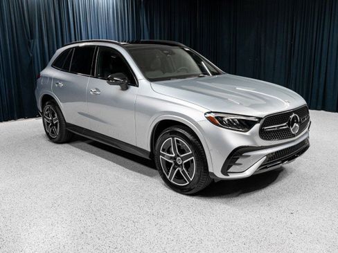 New 2026 Mercedes-Benz GLC 300 4MATIC image 3