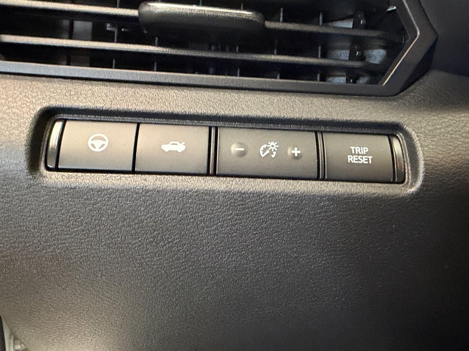 Used 2023 Nissan Altima 2.5 SV w/ SV Premium Package FWD image 27
