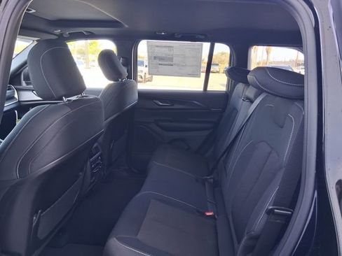 New 2026 Jeep Grand Cherokee Laredo X RWD image 21