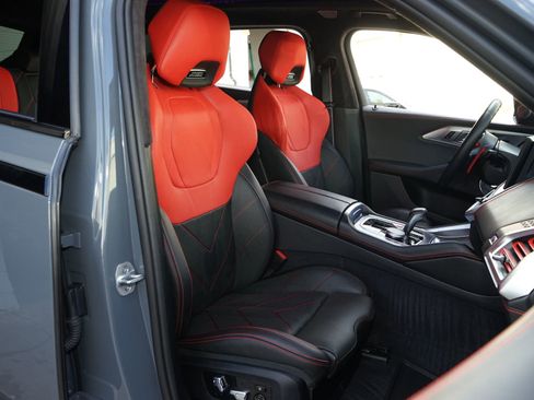 Used 2024 BMW XM Label Red image 10