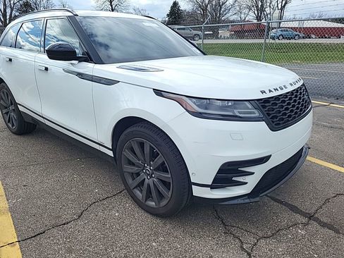 Used 2018 Land Rover Range Rover Velar R-Dynamic HSE image 5